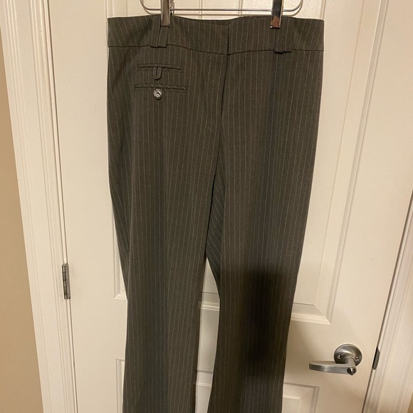 Grey pin stripe dress pant - Picture 1 of 4